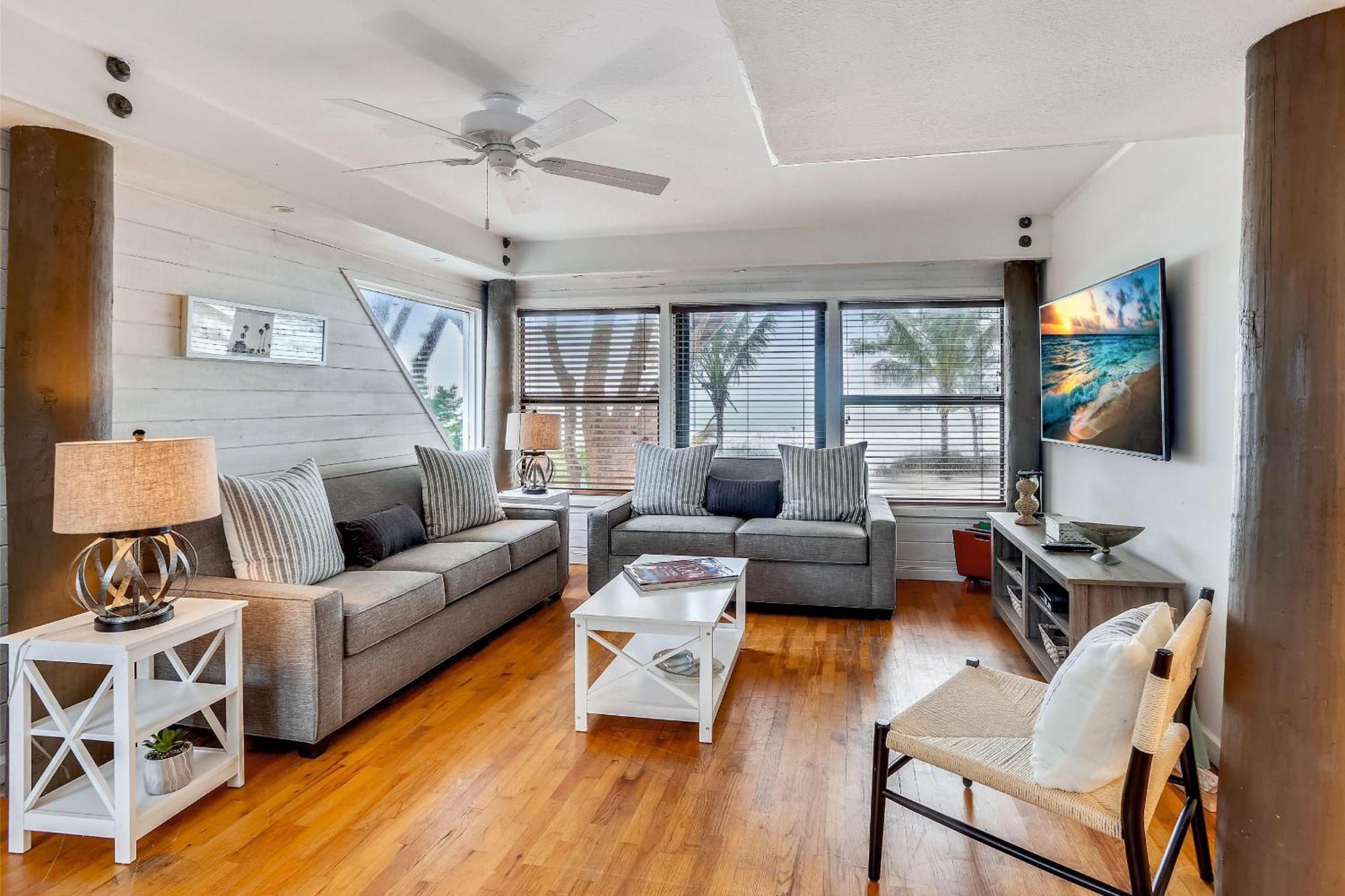 Sunset Beach House - All Villa St. Pete Beach Eksteriør bilde